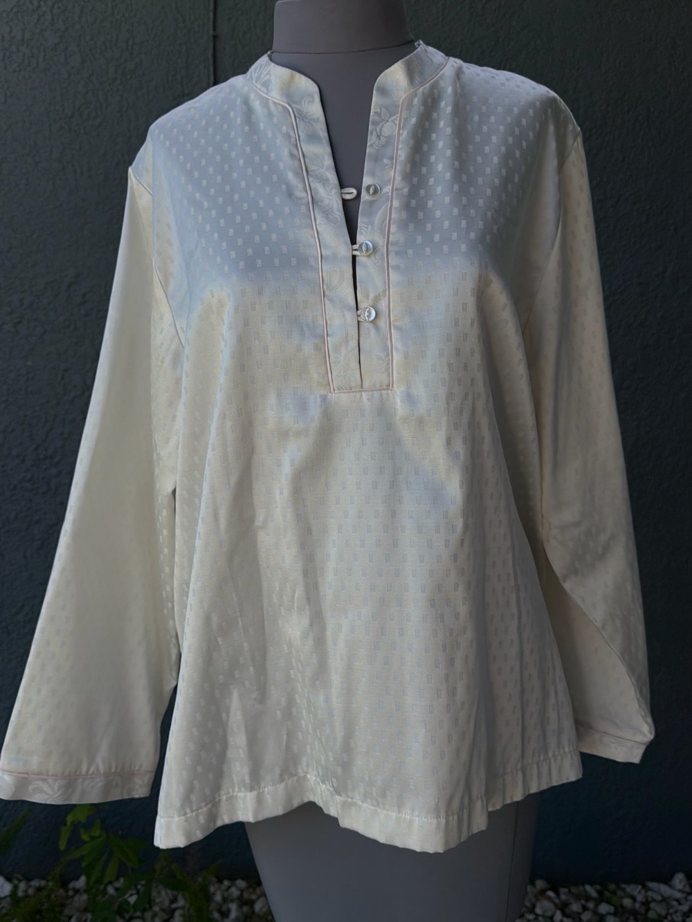 Oscar de la Renta Sleepwear Cream Textured Mandarin-Collar Tunic Top